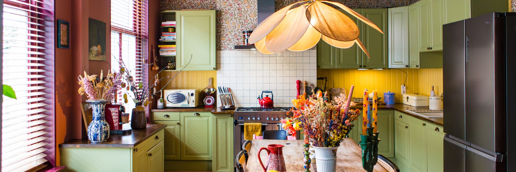 kleurrijke botenwinkel - Fotografie: Roos Eijmers