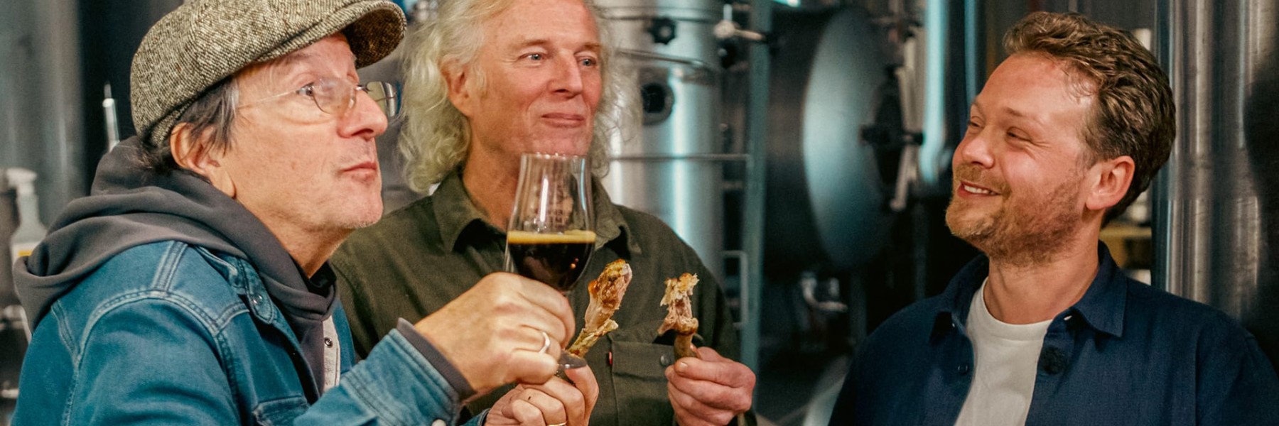 Alain Caron in de bierbrouwerij | Foto: BinnensteBuiten