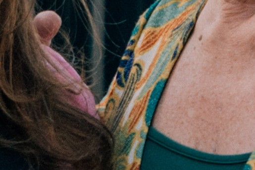 Moeder en dochter samen voor hun tiny house in Roermond | Foto: Sheena Schouwink