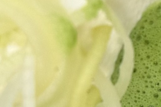 Soep van winterpostelein met gerookte makreel en kruiden croutons