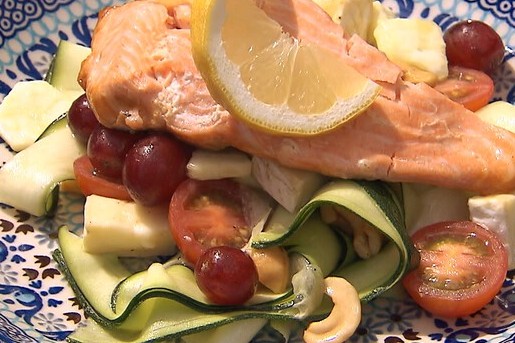 Zalmpakketjes met courgettesalade (96)