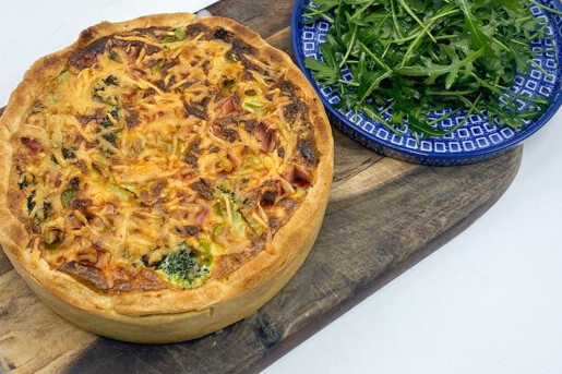 Hartige taart met broccoli