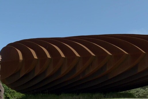 Een tuin van twee broers vol beelden in Den Helder