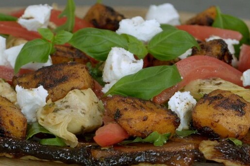 Tarte tatin pompoen peer en een salade met balsamico