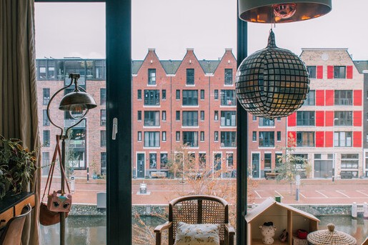 Excentrieke etagewoning in de Houthavens in Amsterdam