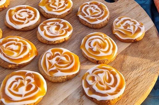 Worteltaartkoekjes met wortelkaramel