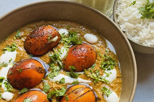 Indiase curry met eieren en mangolassi