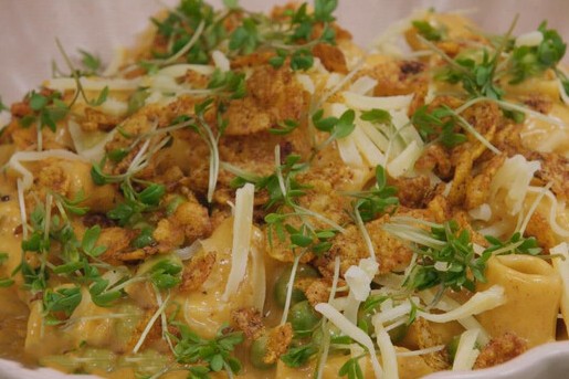 Mac 'n cheese met oude kaas en knapperige cornflakes