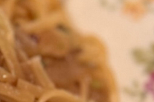 Pasta met gekaramelliseerde uien