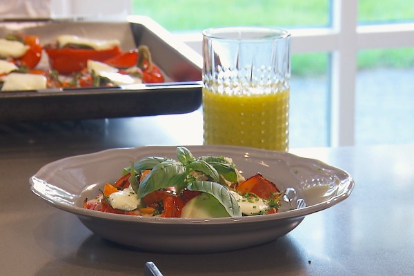 Radijsjesstamppot met gevulde paprika