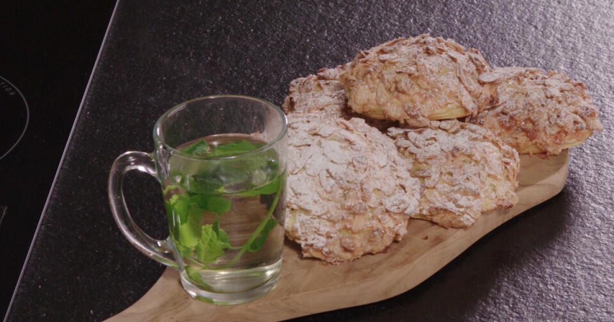 Chique Victoria-appelflappen met amandelschaafsel | BinnensteBuiten