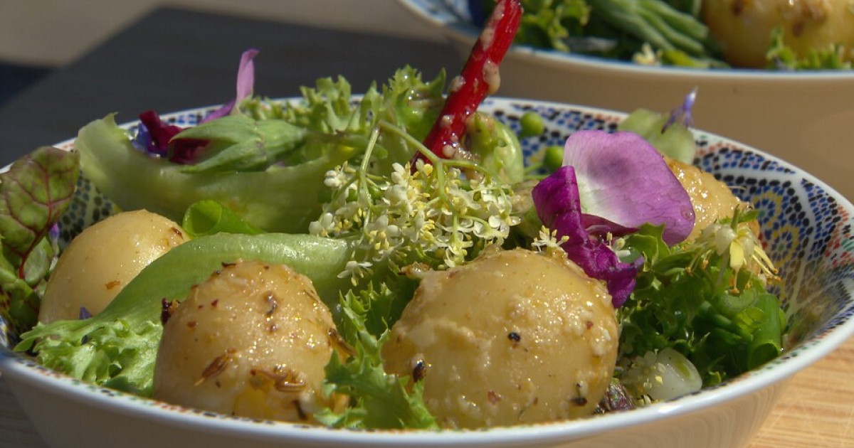 Aardappelsalade met wilde kruiden | BinnensteBuiten