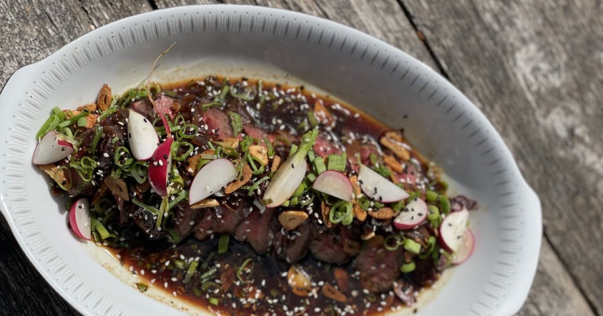 Tataki van rund met frisse radijs en knapperige knoflook | BinnensteBuiten