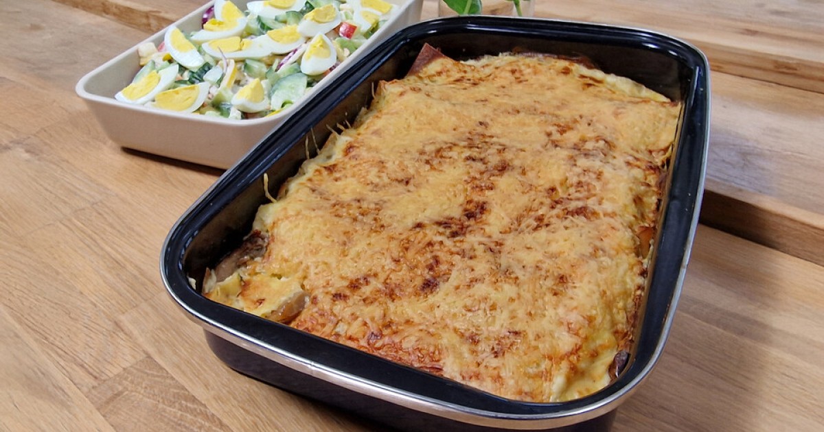 Romige paddenstoelen lasagne met bechamelsaus en een frisse salade | BinnensteBuiten