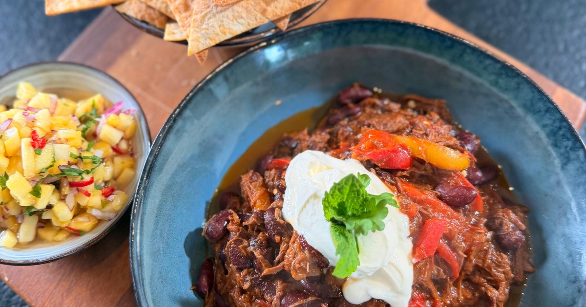 Chef-kok Ramon maakt een lekkere pan chili con carne | BinnensteBuiten