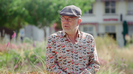 Guus in de vlindertuin in Tiel | Afbeelding uit de uitzending 