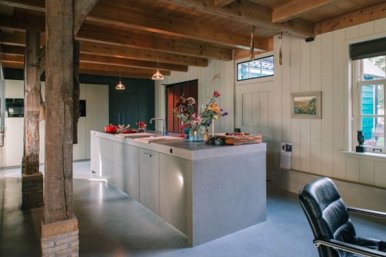 17e eeuwse stolpboerderij in Twisk | Fotografie: Sheena Schouwink