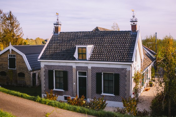 Boerderij aan de dijk | Fotografie: Roos Eijmers