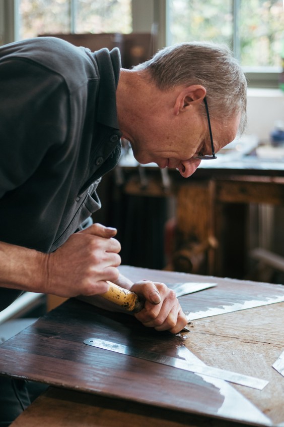 Antiek restaurateurs Wilp | Fotografie: Marjon Lukje