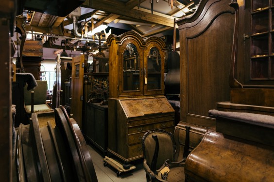 Antiek restaurateurs Wilp | Fotografie: Marjon Lukje