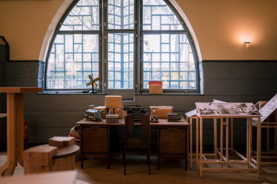 Postkantoor Amsterdamse school | Fotografie: Sheena Schouwink