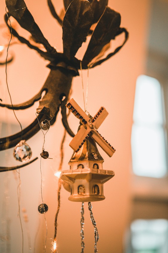 Michel heeft bijna al het onderhoud zelf gedaan, Conny houdt zicht bezig met het interieur | Fotografie: Roos Eijmers