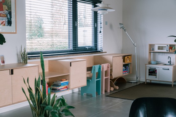 Kindvriendelijke familie 70's bungalow met kleur in Eindhoven | Foto: Sheena Schouwink