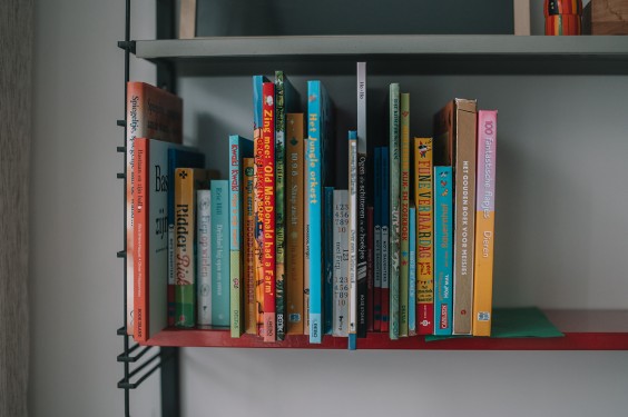 Kindvriendelijke familie 70's bungalow met kleur in Eindhoven | Foto: Sheena Schouwink