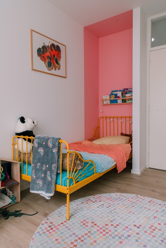 Kindvriendelijke familie 70's bungalow met kleur in Eindhoven | Foto: Sheena Schouwink
