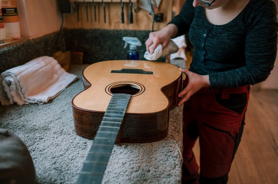 Gitaarbouwer | Fotografie: Sheena Schouwink
