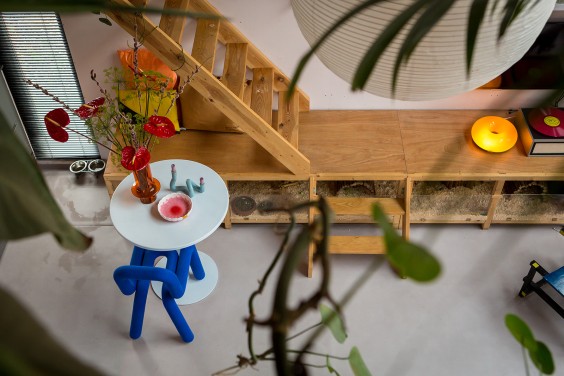 Zelf ontworpen tiny house in Rotterdam | Fotografie: Roos Eijmers