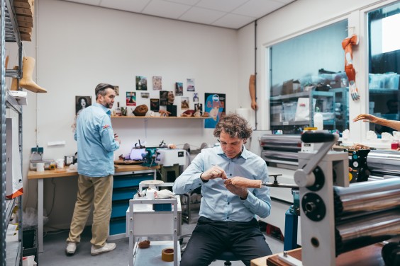 Prothesemakers in Zwolle | Fotografie: Marjon Lukje