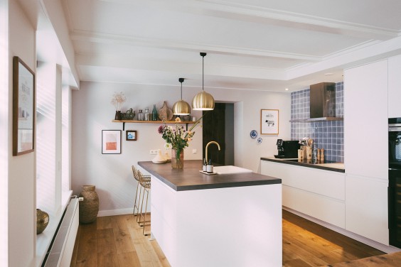 Voormalig pakhuis in Dokkum | Fotografie: Marjon Lukje