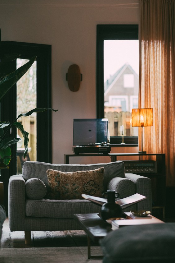 Voormalig pakhuis in Dokkum | Fotografie: Marjon Lukje