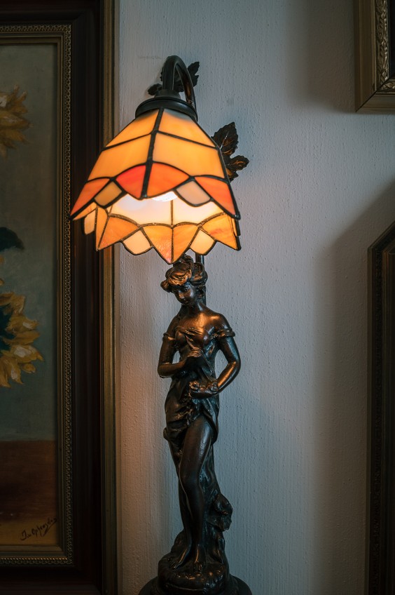 Tiffanylampen interieur Kudelstaart | Fotografie: Sheena Schouwink