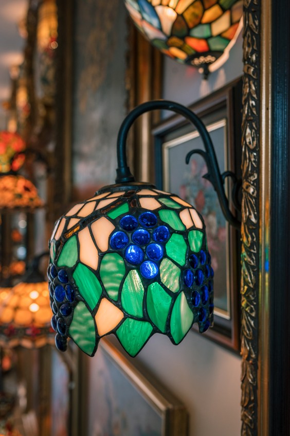 Tiffanylampen interieur Kudelstaart | Fotografie: Sheena Schouwink