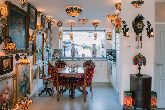 Tiffanylampen interieur Kudelstaart | Fotografie: Sheena Schouwink