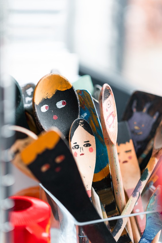 70s interieur met Friese trots | Fotografie: Marjon Lukje