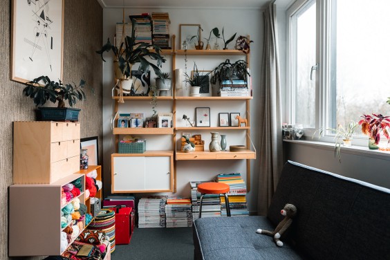 70s interieur met Friese trots | Fotografie: Marjon Lukje