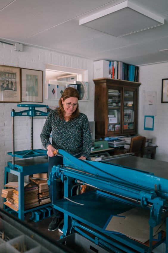 Boekbinder - Foto: Sheena Schouwink