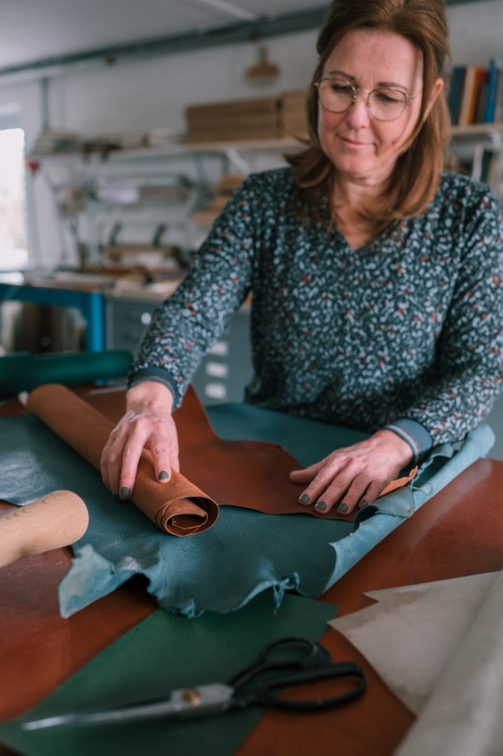 Boekbinder - Foto: Sheena Schouwink