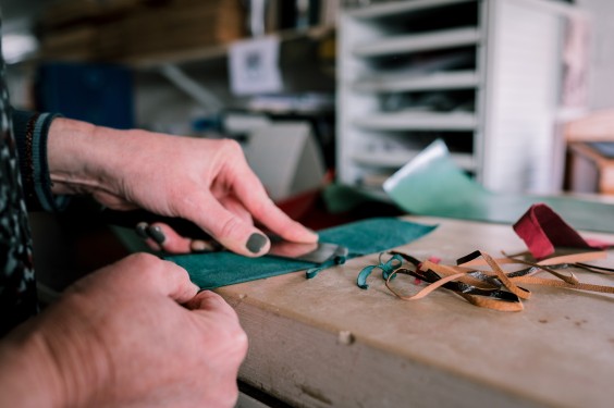 Boekbinder - Foto: Sheena Schouwink