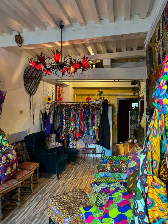 Metamorfose stoffenwinkel Theo-Bert Pot