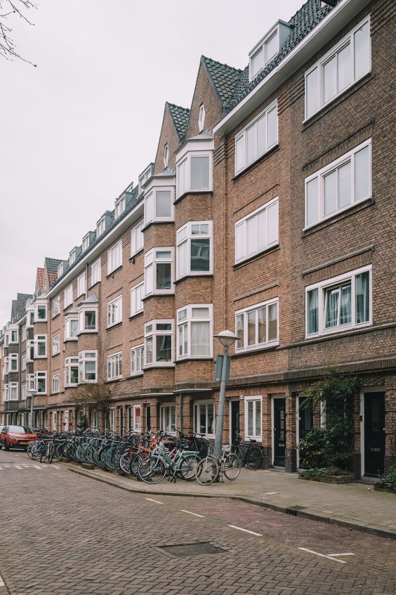 Kleurrijk vintage appartement in Amsterdam | Fotografie: Sheena Schouwink