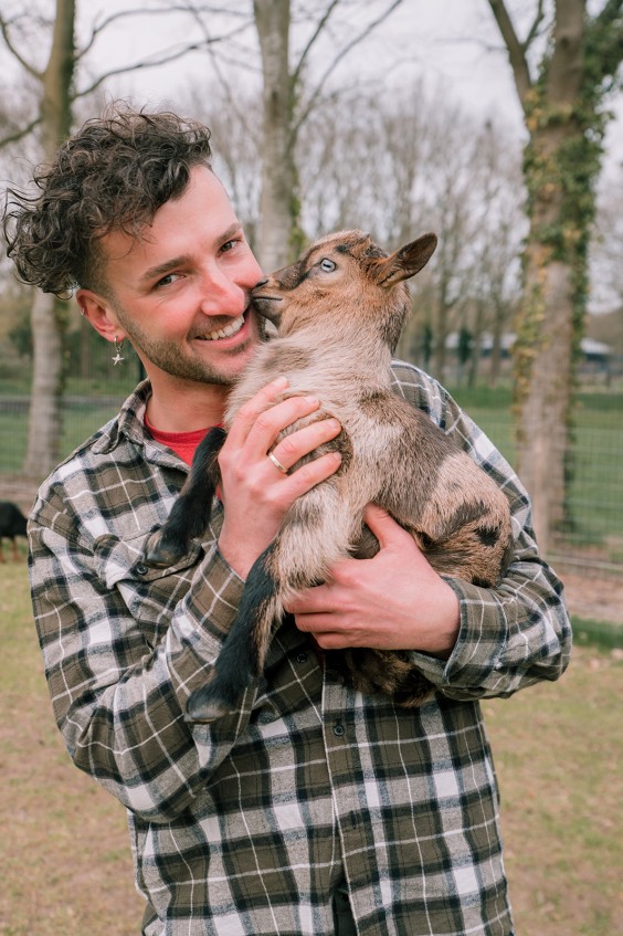 Dwerggeiten lammetjes in de lente | Fotografie: Sheena Schouwink