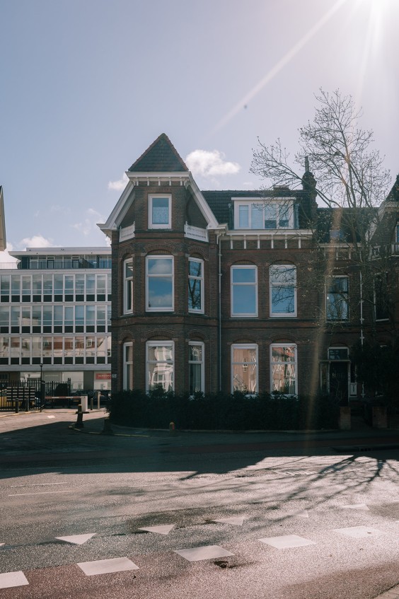 Gerenoveerd herenhuis in Haarlem | Fotografie: Sheena Schouwink