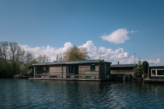 Woonark vol reisvondsten | Fotografie: Sheena Schouwink