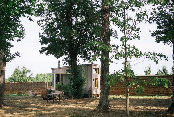 Tiny house in kloostertuin | Fotografie: Roos Eijmers