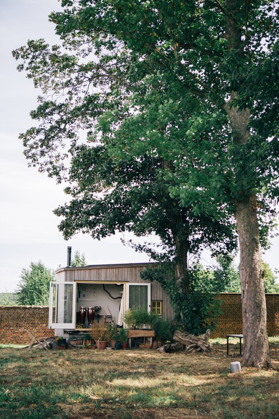Tiny house in kloostertuin | Fotografie: Roos Eijmers