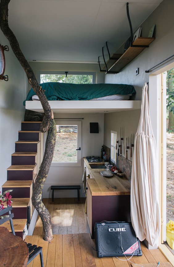 Tiny house in kloostertuin | Fotografie: Roos Eijmers